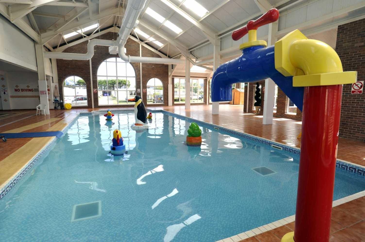 Ct28 Three Bedroom Holiday Home, Close To Heated Pool, Amusements And Beach Fantastic Facilities & Top Rated Holiday Park In North Wales Passes Not Included Rhyl Exterior foto